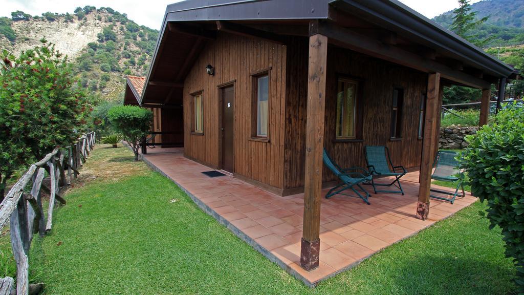 Agriturismo San Cataldo Motta Camastra Phòng bức ảnh